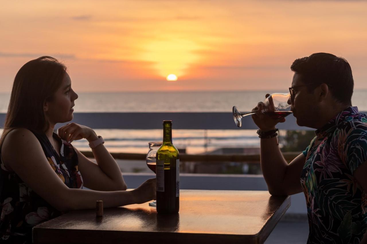 Hotel Sol Y Playa Montañita Екстериор снимка